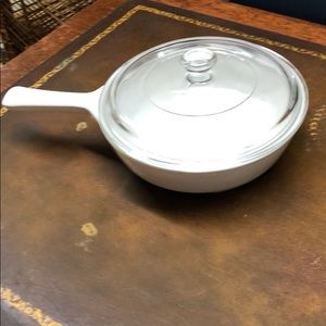 Corning ware skillet with lid